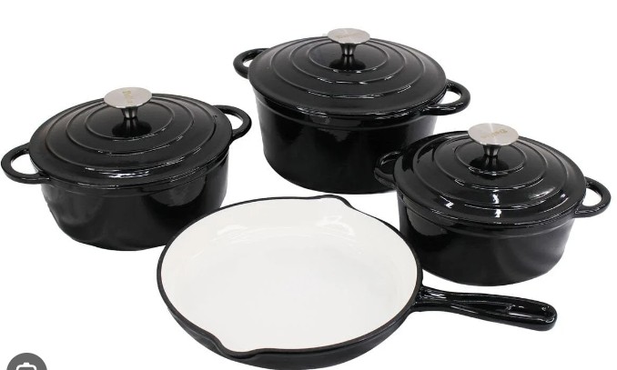 PRE-BOOKING SPECIAL - Cast Iron Enamel 7 Piece Cookware Set Red